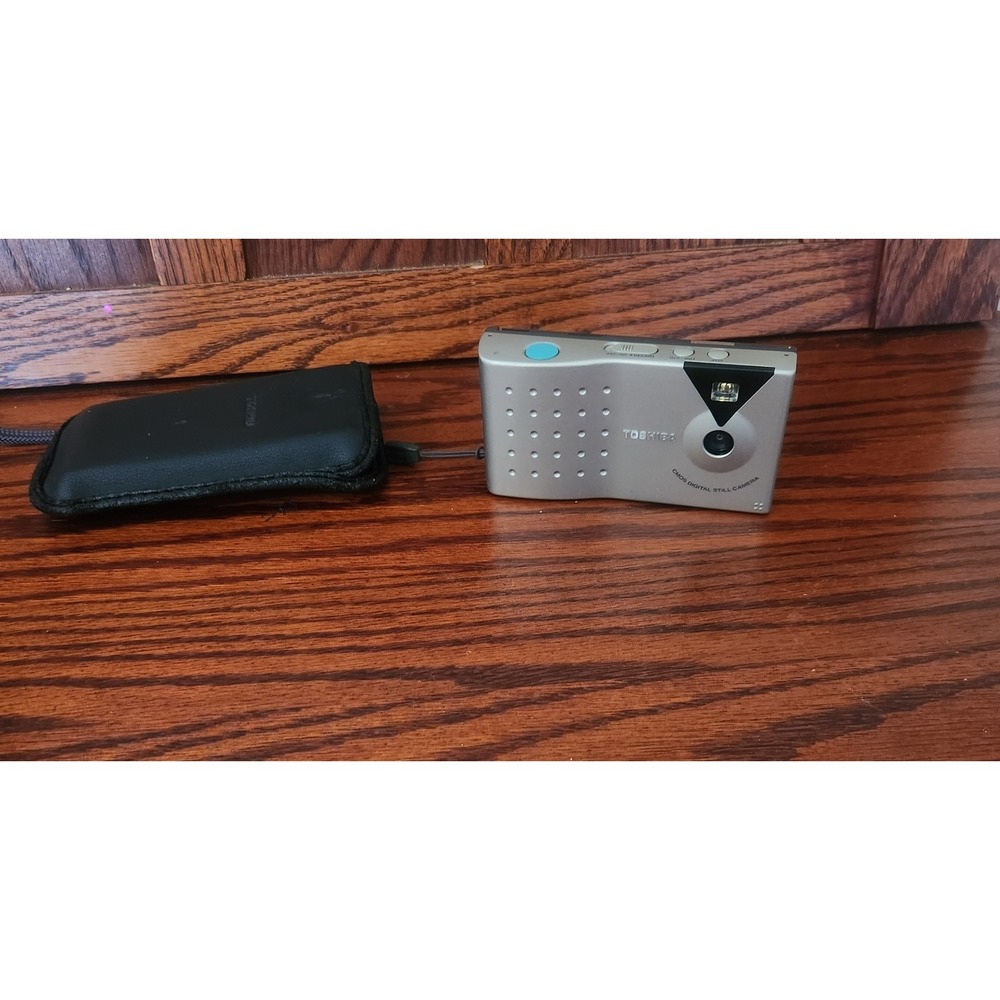 Toshiba Allegretto‎ 2 PDR-2 CMOS Digital Still Camera | Untested With Case
